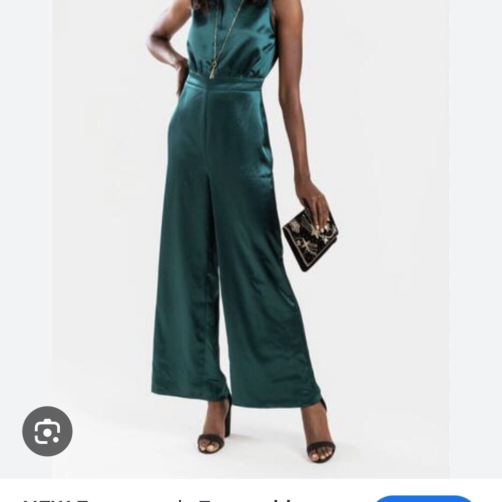 Francesca's Collections Green Halter Jumpsuit with Wide-Leg Pants